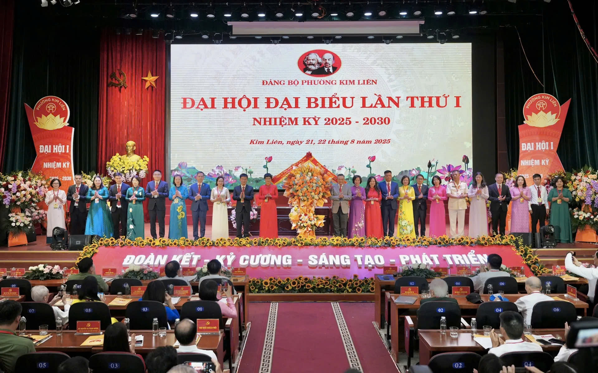 Phường Kim Liên tổ chức Đại hội Đảng bộ lần thứ I, xác định khâu đột phá phát triển đô thị hiện đại, chính quyền số