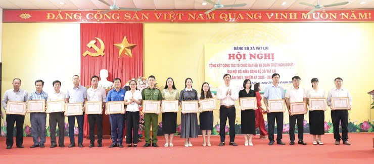 Đảng uỷ xã Vật Lại tổng kết công tác tổ chức Đại hội và quán triệt Nghị quyết Đại hội Đảng bộ xã lần thứ I