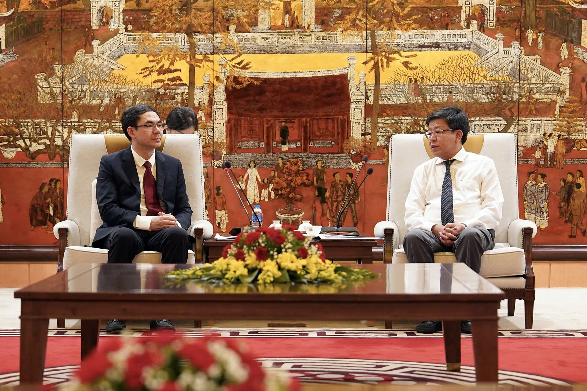 Phó Chủ tịch UBND Thành phố Dương Đức Tuấn tiếp và làm việc với Đoàn đại biểu Thành phố Quảng Châu (Trung Quốc)
