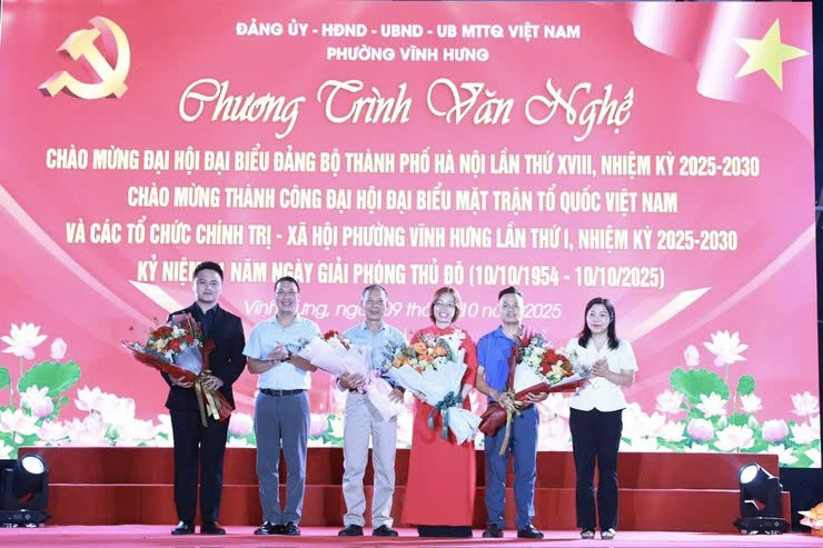 Phường Vĩnh Hưng rực rỡ đêm văn nghệ chào mừng Đại hội Đảng bộ thành phố và Ngày Giải phóng Thủ đô
