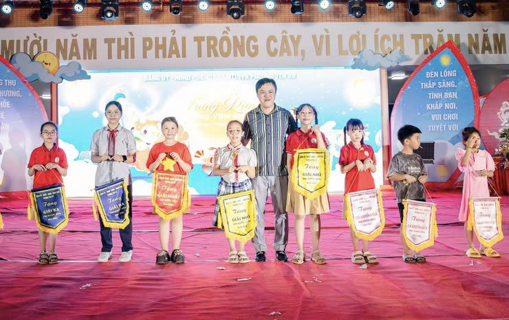 Phường Yên Sở rộn ràng Đêm hội trăng rằm, lan tỏa niềm vui Trung thu đến từng tổ dân phố