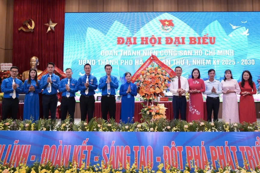 Tuổi trẻ UBND thành phố Hà Nội khơi dậy khát vọng cống hiến, đồng hành xây dựng nền hành chính hiện đại