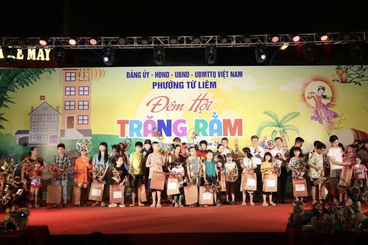 Phường Từ Liêm rộn ràng tổ chức “Đêm hội trăng rằm” dành cho thiếu nhi