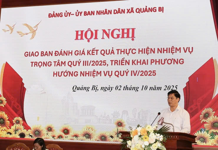 Xã Quảng Bị đánh giá toàn diện kết quả quý III, tập trung nhiệm vụ trọng tâm quý IV-2025