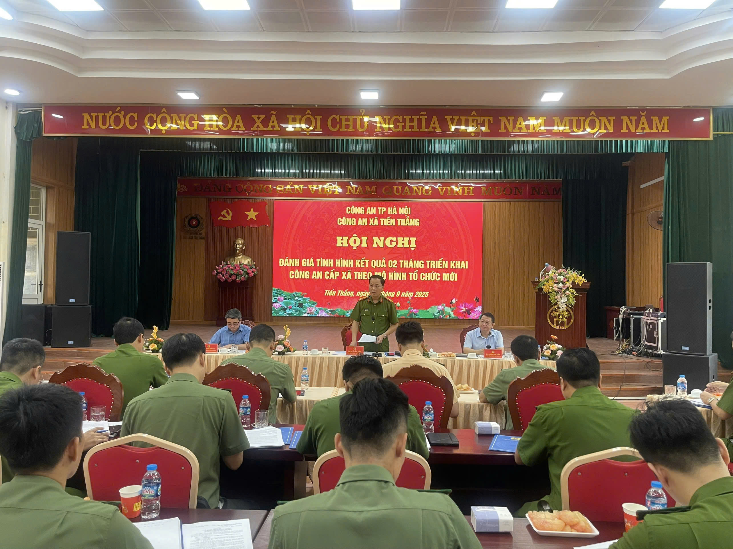 Công an thành phố Hà Nội kiểm tra, đánh giá công tác tại Công an xã Tiến Thắng và Mê Linh