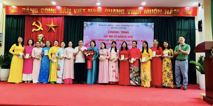 Phường Tây Mỗ gặp mặt kỷ niệm 95 năm Ngày thành lập Hội Liên hiệp Phụ nữ Việt Nam
