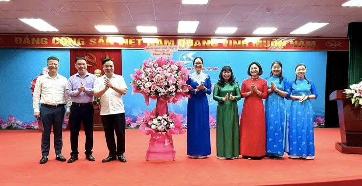 Phường Tây Mỗ: Phụ nữ Tây Mỗ phát huy truyền thống, khẳng định vai trò trong giai đoạn mới