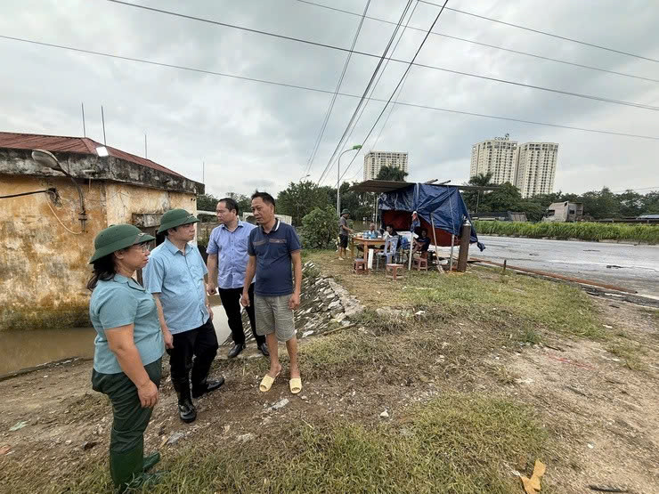 Phường Tây Mỗ chủ động vận hành trạm bơm dã chiến, ứng phó kịp thời úng ngập sau bão số 11