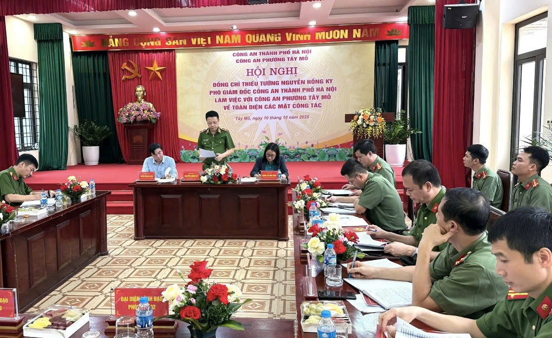 Công an thành phố Hà Nội kiểm tra toàn diện Công an cơ sở, siết chặt kỷ cương sau sắp xếp bộ máy