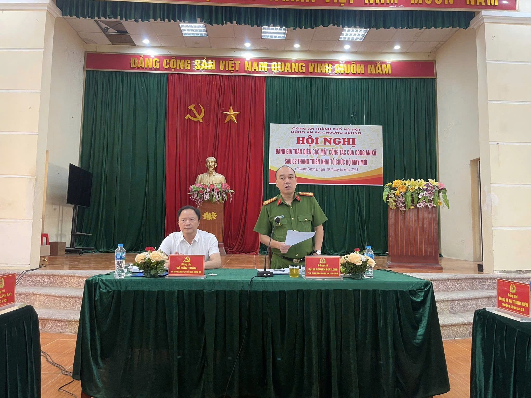 Công an thành phố Hà Nội kiểm tra, đánh giá 3 tháng vận hành mô hình mới tại Công an xã Chương Dương
