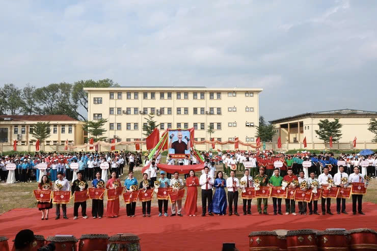 Xã Quảng Bị khai mạc Đại hội Thể dục - Thể thao lần thứ I, lan tỏa phong trào rèn luyện sức khỏe toàn dân