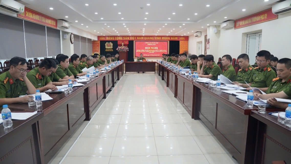 Cảnh sát PCCC và CNCH Hà Nội siết chặt kỷ cương, chủ động ứng phó trong giai đoạn cao điểm cuối năm