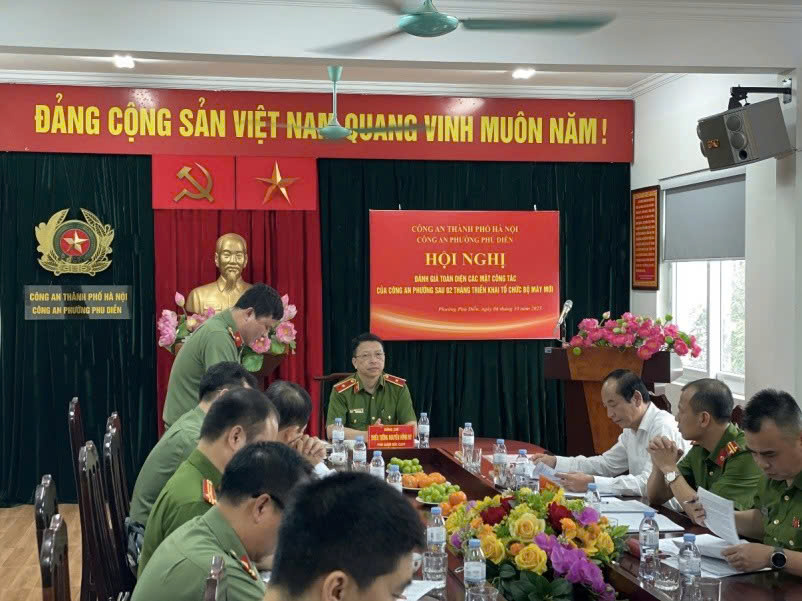 Công an phường Phú Diễn phát huy hiệu quả mô hình mới, giữ vững an ninh trật tự địa bàn
