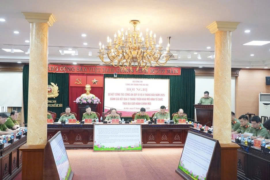 Công an Hà Nội sơ kết 9 tháng đầu năm, khẳng định hiệu quả mô hình tổ chức theo địa giới hành chính mới