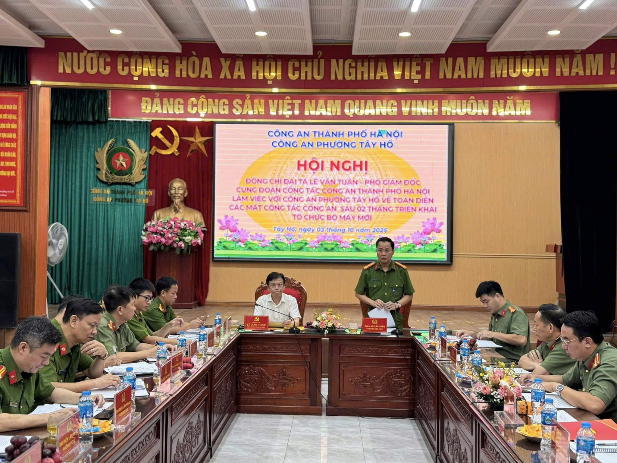 Công an phường Tây Hồ chủ động giữ vững an ninh, trật tự trong giai đoạn vận hành mô hình tổ chức mới