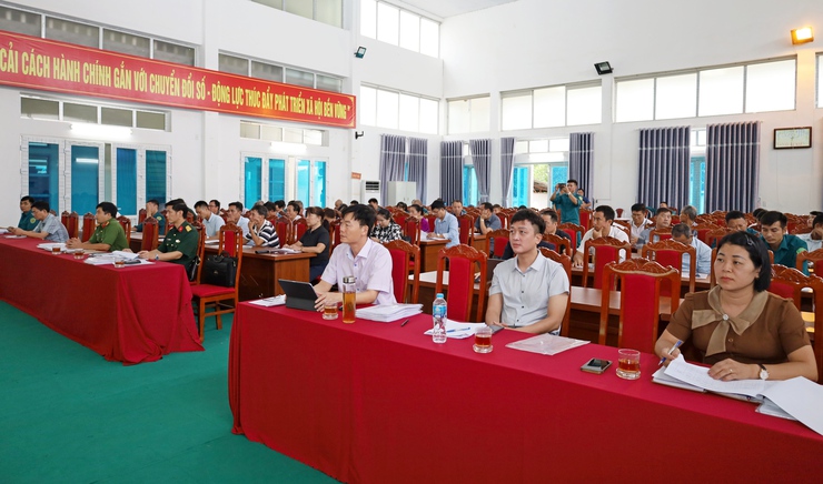 Phường Tùng Thiện triển khai chặt chẽ kế hoạch tuyển chọn, gọi công dân nhập ngũ và tham gia nghĩa vụ Công an nhân dân năm 2026