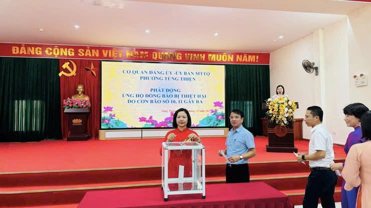 Phường Tùng Thiện phát động ủng hộ đồng bào chịu ảnh hưởng và bị thiệt hại do mưa bão