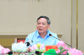 Thực hiện phân cấp, ủy quyền thực chất, hiệu quả, gắn chuyển đổi số và nâng cao chất lượng phục vụ