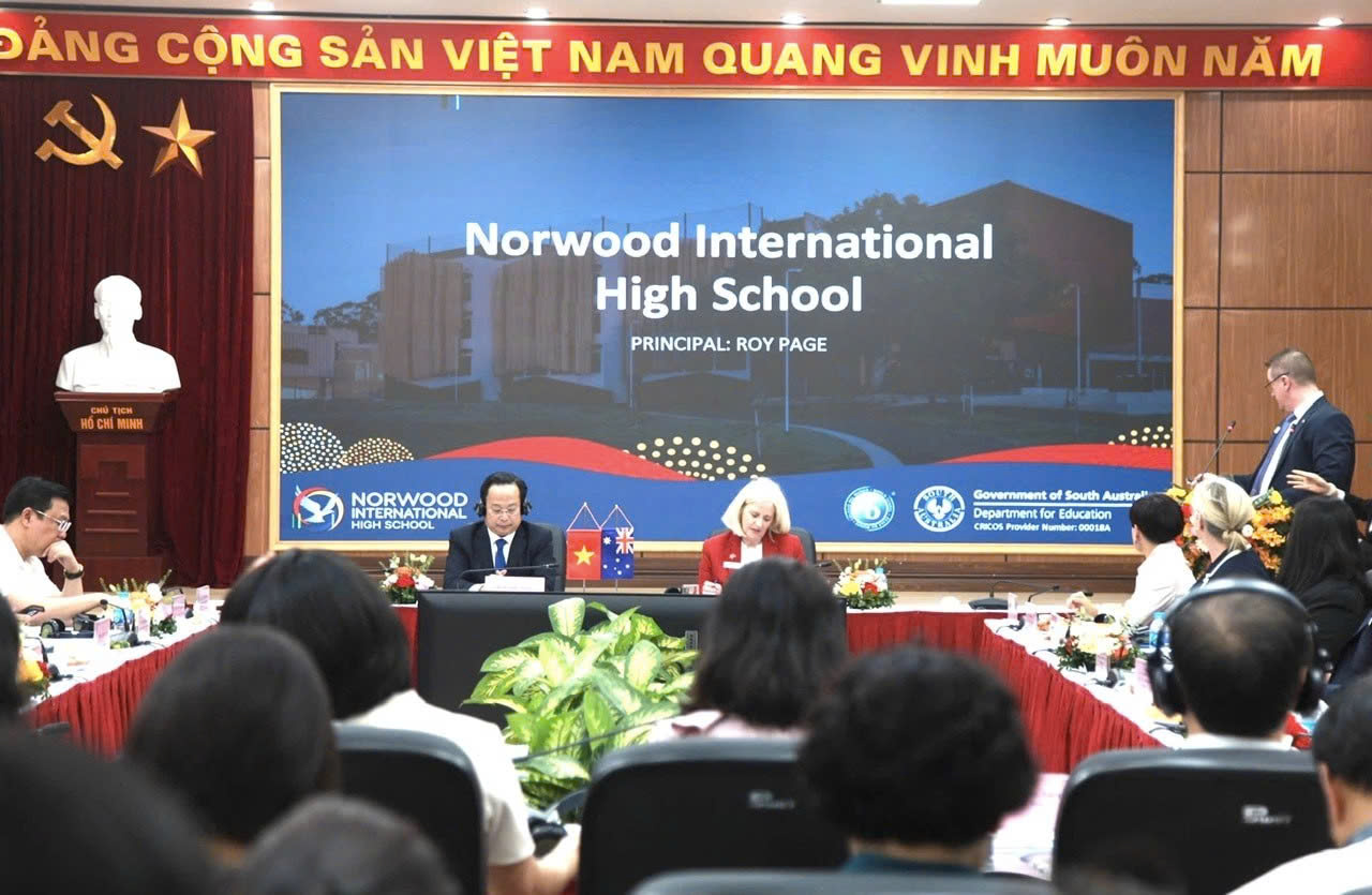 Hà Nội tăng cường hợp tác giáo dục quốc tế với bang Nam Australia, thúc đẩy quản lý và chuyển đổi số trong nhà trường