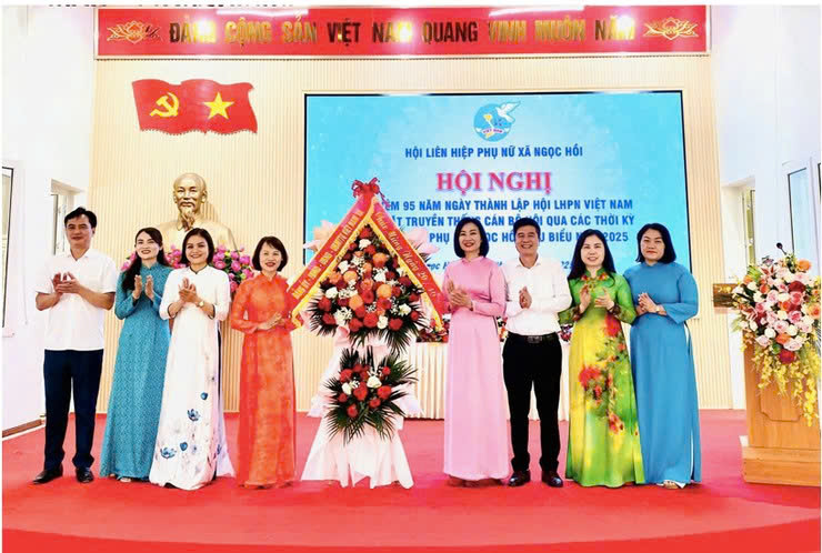 Hội Liên hiệp Phụ nữ xã Ngọc Hồi kỷ niệm 95 năm Ngày thành lập Hội LHPN Việt Nam