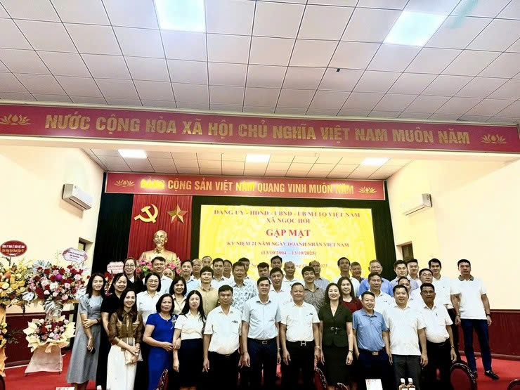 Xã Ngọc Hồi gặp mặt, tôn vinh cộng đồng doanh nhân nhân kỷ niệm 21 năm Ngày Doanh nhân Việt Nam