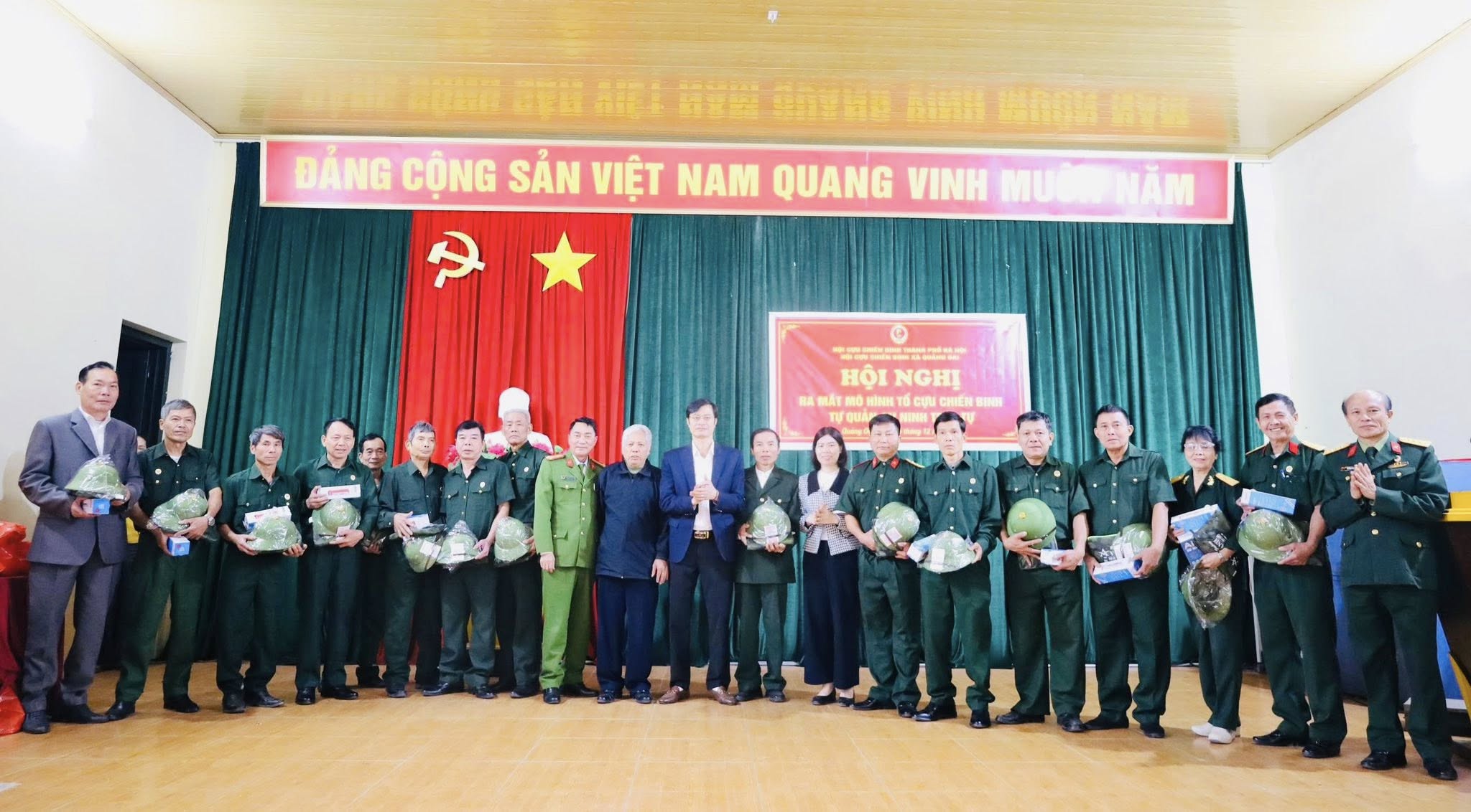 Xã Quảng Oai ra mắt mô hình “Tổ cựu chiến binh tự quản về an ninh trật tự”, phát huy vai trò cựu chiến binh ở cơ sở