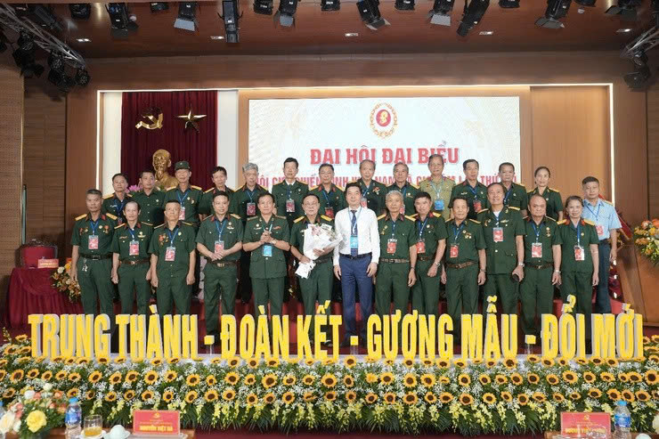 Đại hội đại biểu Hội Cựu chiến binh xã Gia Lâm lần thứ VIII: Phát huy truyền thống “Bộ đội Cụ Hồ”, xây dựng tổ chức Hội vững mạnh