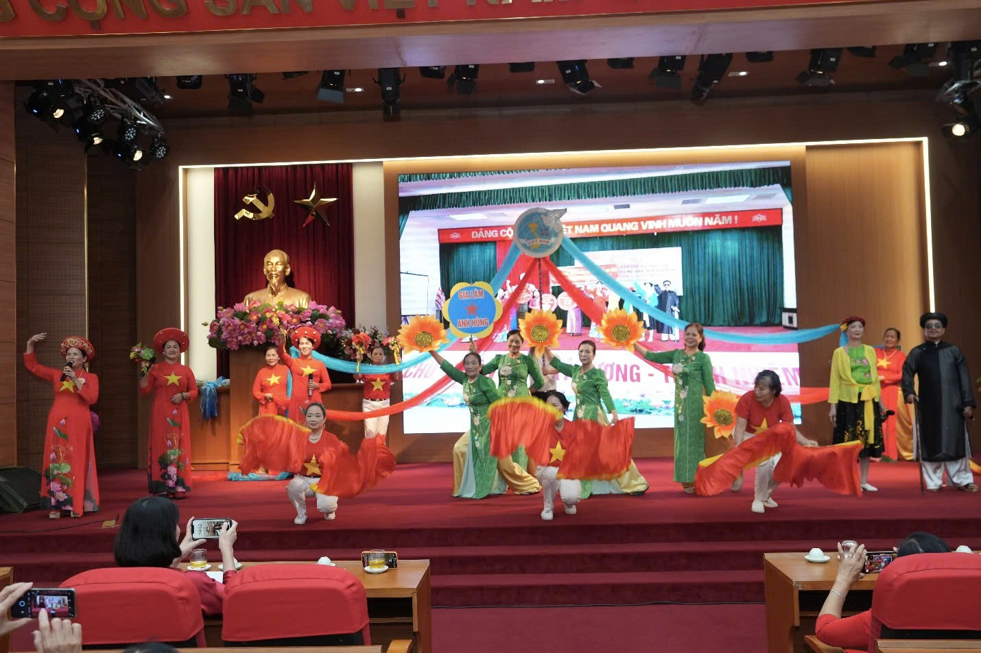 Hội thi “Sắc màu phụ nữ Gia Lâm”: Lan tỏa tinh thần thi đua, khơi dậy niềm tự hào của phụ nữ trong đời sống cộng đồng