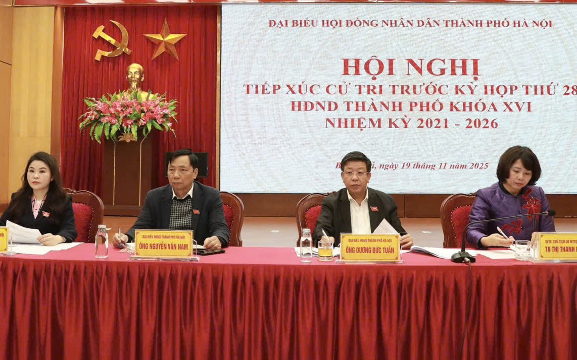 Cử tri các phường Bạch Mai, Hai Bà Trưng, Vĩnh Tuy kiến nghị nhiều vấn đề dân sinh tại hội nghị tiếp xúc với đại biểu HĐND thành phố