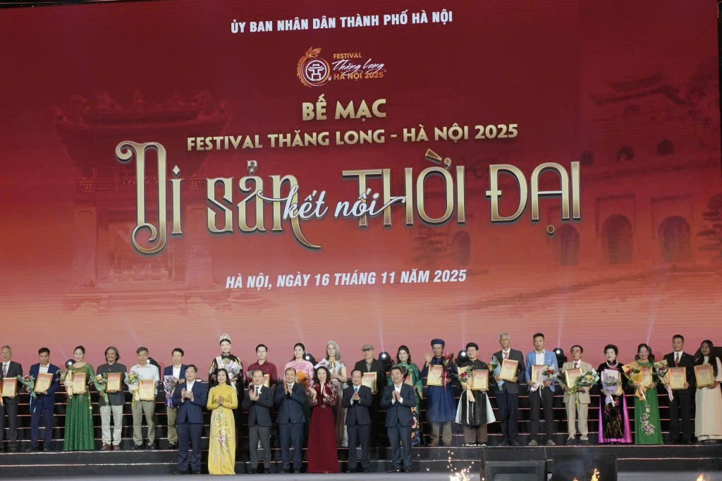 Festival Thăng Long - Hà Nội 2025 khép lại ấn tượng, lan tỏa giá trị di sản và khẳng định vị thế Thủ đô sáng tạo