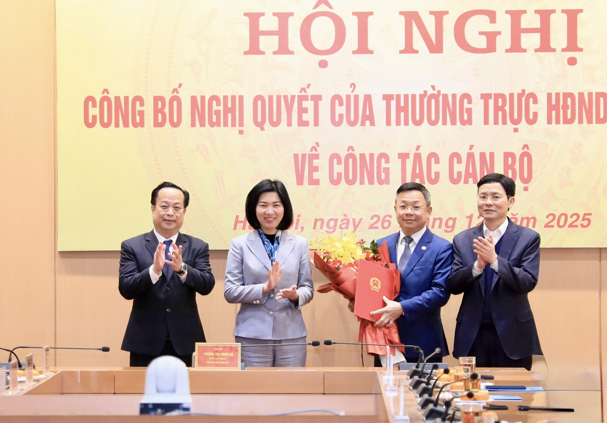 Đồng chí Trần Thanh Hà giữ chức Chánh Văn phòng Đoàn đại biểu Quốc hội và HĐND thành phố Hà Nội