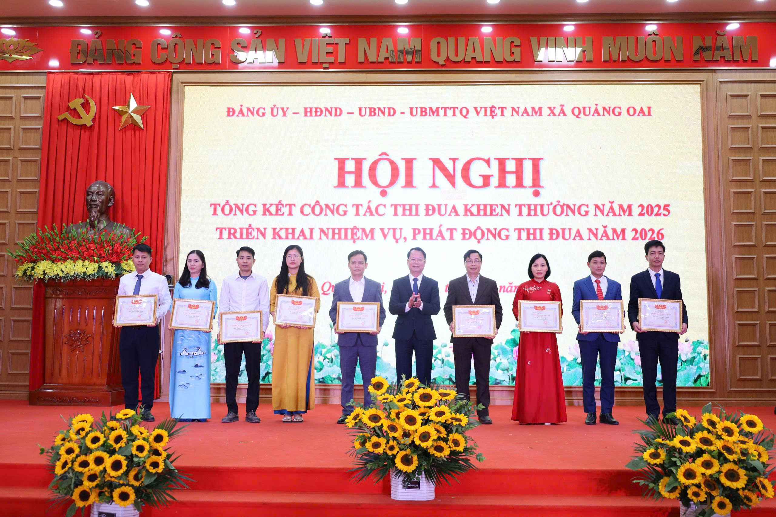 Xã Quảng Oai tổng kết phong trào thi đua năm 2025, tạo khí thế mới cho giai đoạn phát triển tiếp theo