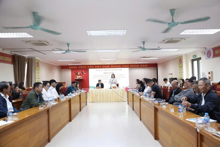 Phường Dương Nội đối thoại thẳng thắn, cam kết xử lý dứt điểm các tồn tại về đất đai, thuế và hạ tầng dân sinh