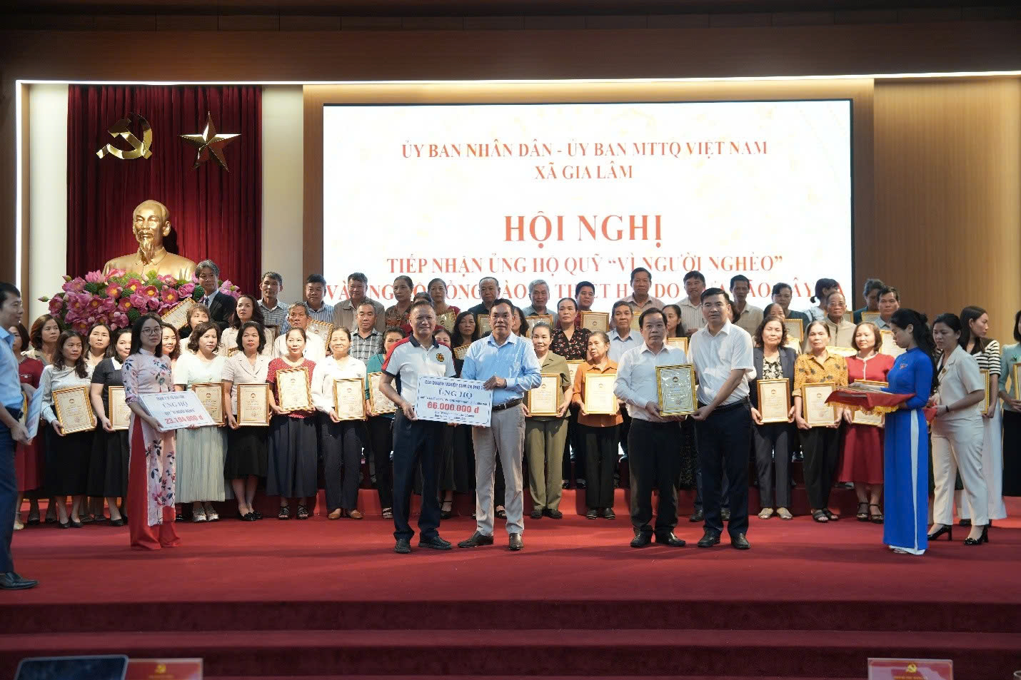 Xã Gia Lâm lan tỏa tinh thần sẻ chia, chung tay vì cộng đồng qua phong trào ủng hộ Quỹ “Vì người nghèo” và đồng bào bị ảnh hưởng thiên tai