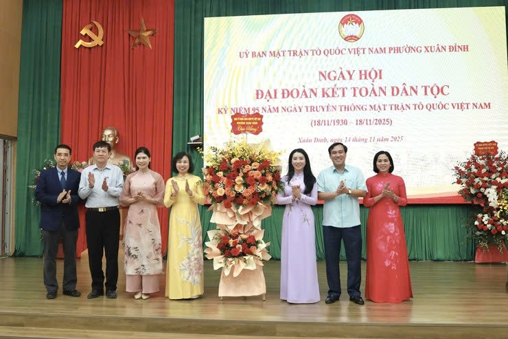Phường Xuân Đỉnh phát huy sức mạnh đại đoàn kết, lan tỏa phong trào thi đua xây dựng đô thị văn minh