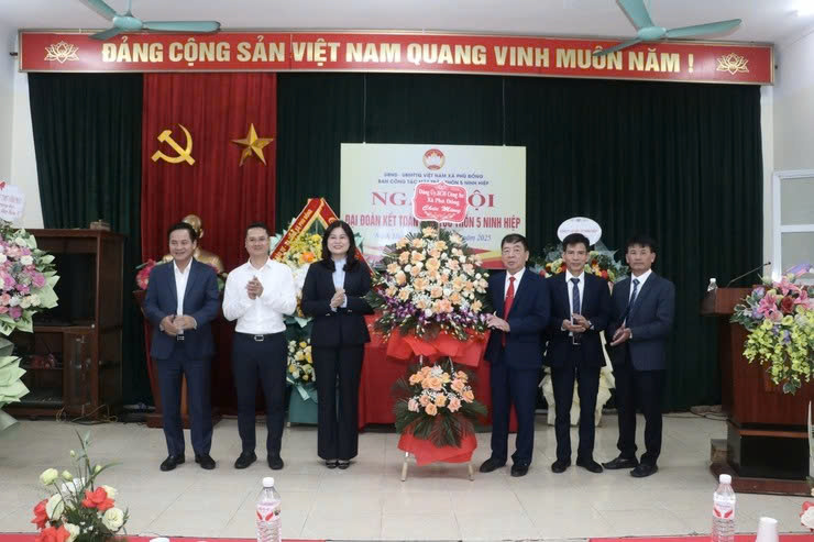 Thôn 5, xã Phù Đổng tưng bừng Ngày hội Đại đoàn kết toàn dân tộc
