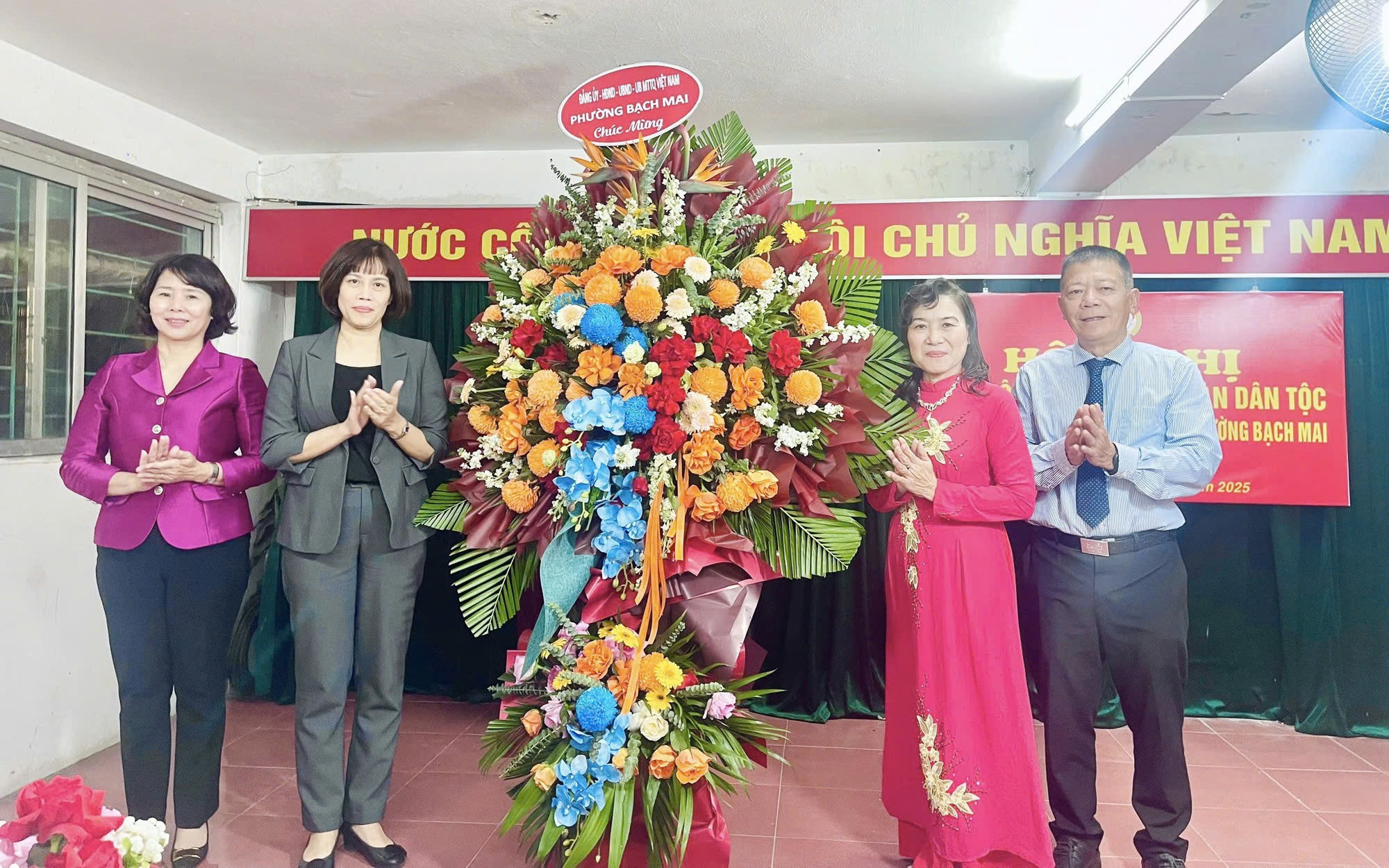 Ngày hội Đại đoàn kết toàn dân tại địa bàn dân cư số 10, phường Bạch Mai: Lan tỏa tinh thần đoàn kết, nghĩa tình và trách nhiệm cộng đồng