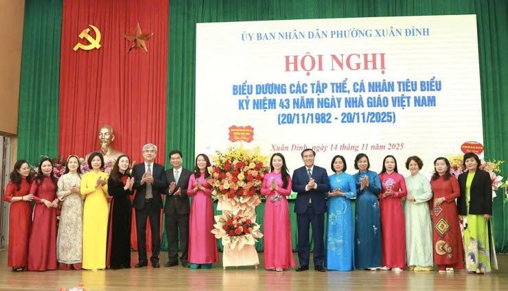 Phường Xuân Đỉnh tôn vinh những “người gieo chữ” tiêu biểu, lan tỏa khát vọng nâng tầm giáo dục Thủ đô