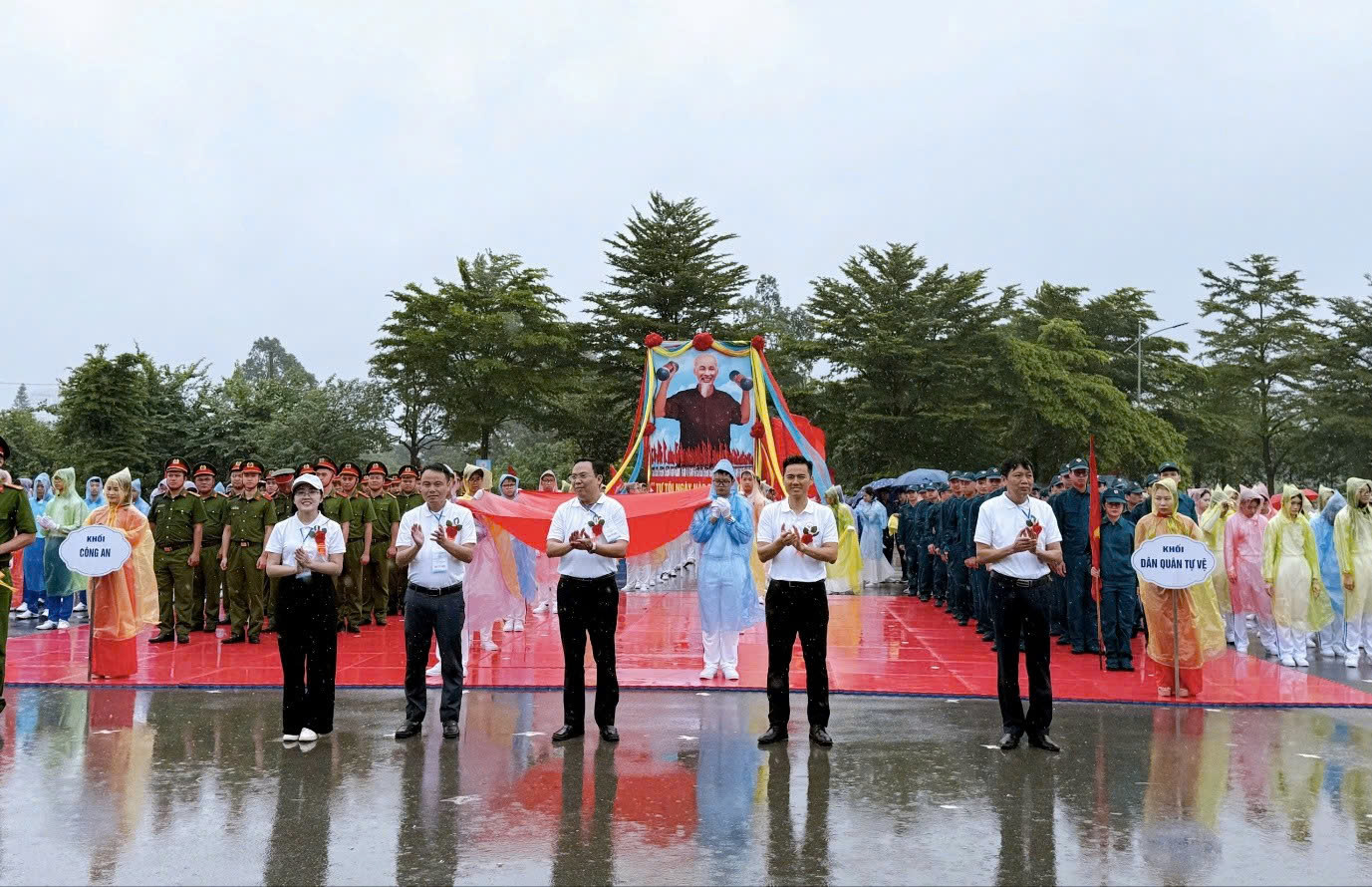 Phường Thanh Liệt khai mạc Đại hội Thể dục thể thao lần thứ I, lan tỏa tinh thần rèn luyện và đoàn kết cộng đồng