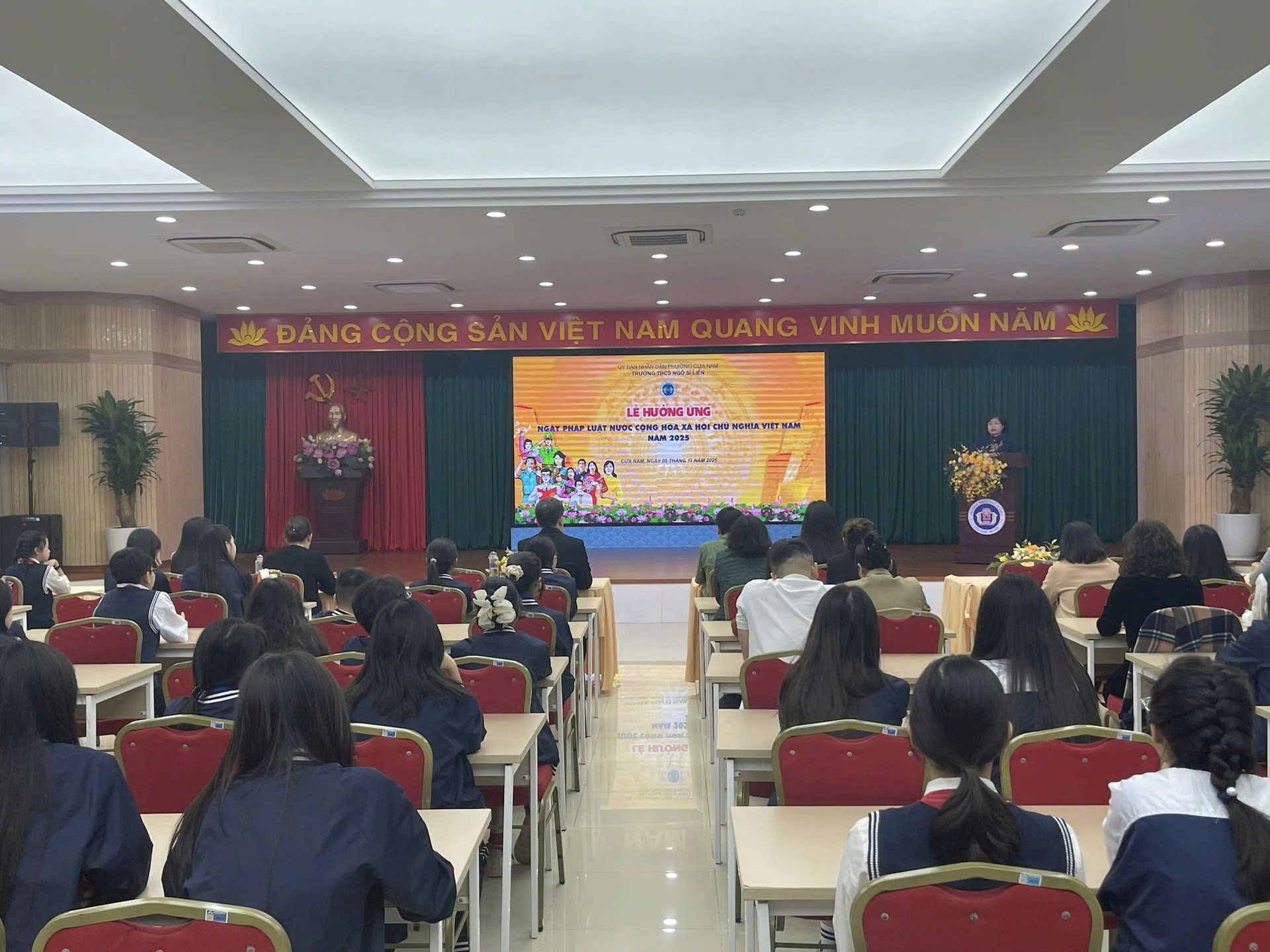 Lan tỏa tinh thần thượng tôn pháp luật từ mái trường phổ thông