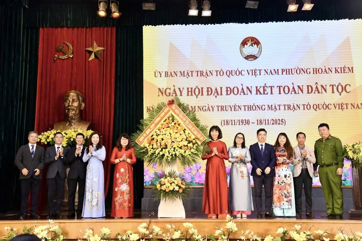 Phường Hoàn Kiếm lan tỏa sức mạnh đại đoàn kết trong kỷ niệm 95 năm Ngày truyền thống MTTQ Việt Nam
