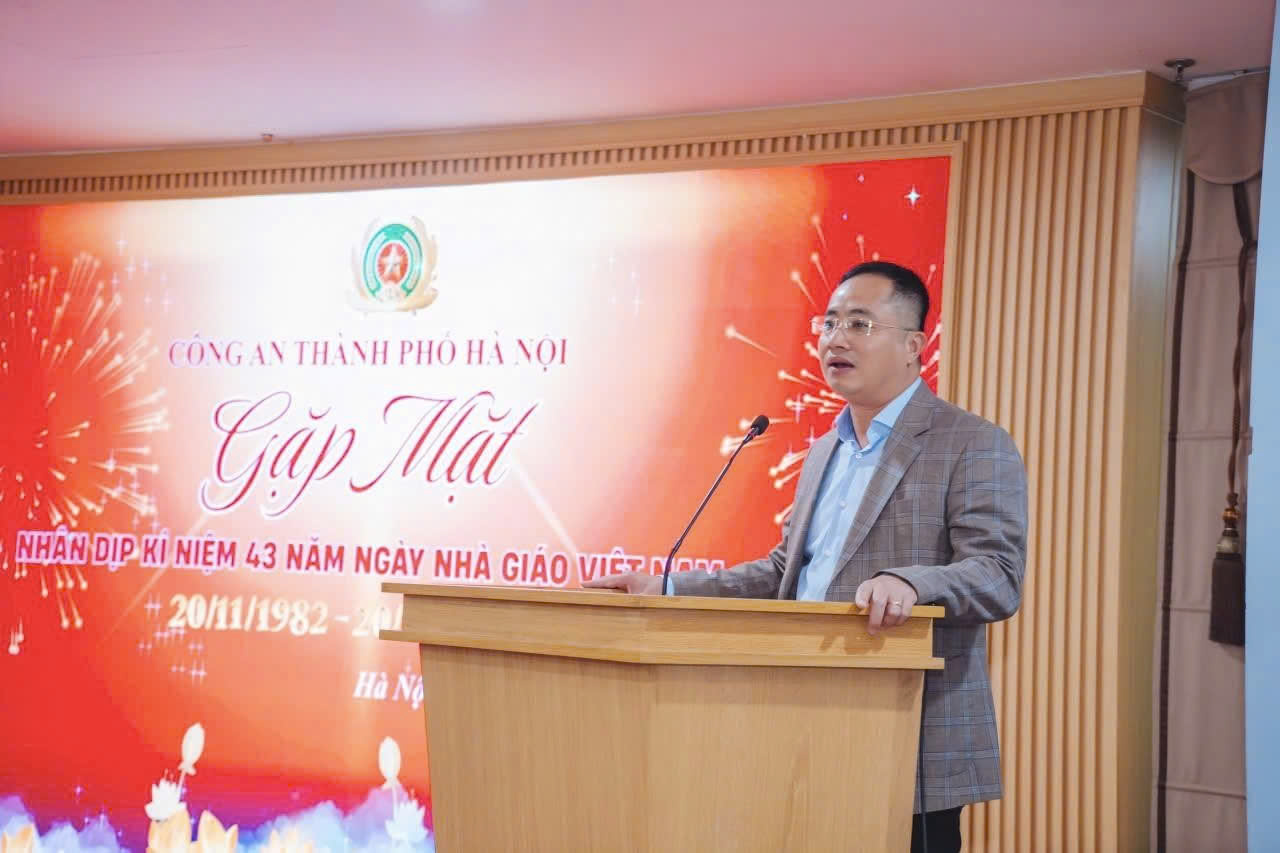 Công an thành phố Hà Nội tri ân đội ngũ nhà giáo, thắt chặt phối hợp bảo đảm an ninh, trật tự trên địa bàn Thủ đô