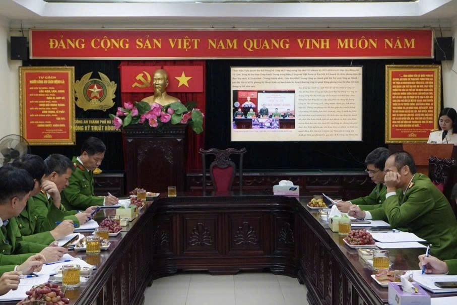 Công an thành phố Hà Nội phát động phong trào thi đua “Ba nhất” trong lực lượng Kỹ thuật hình sự