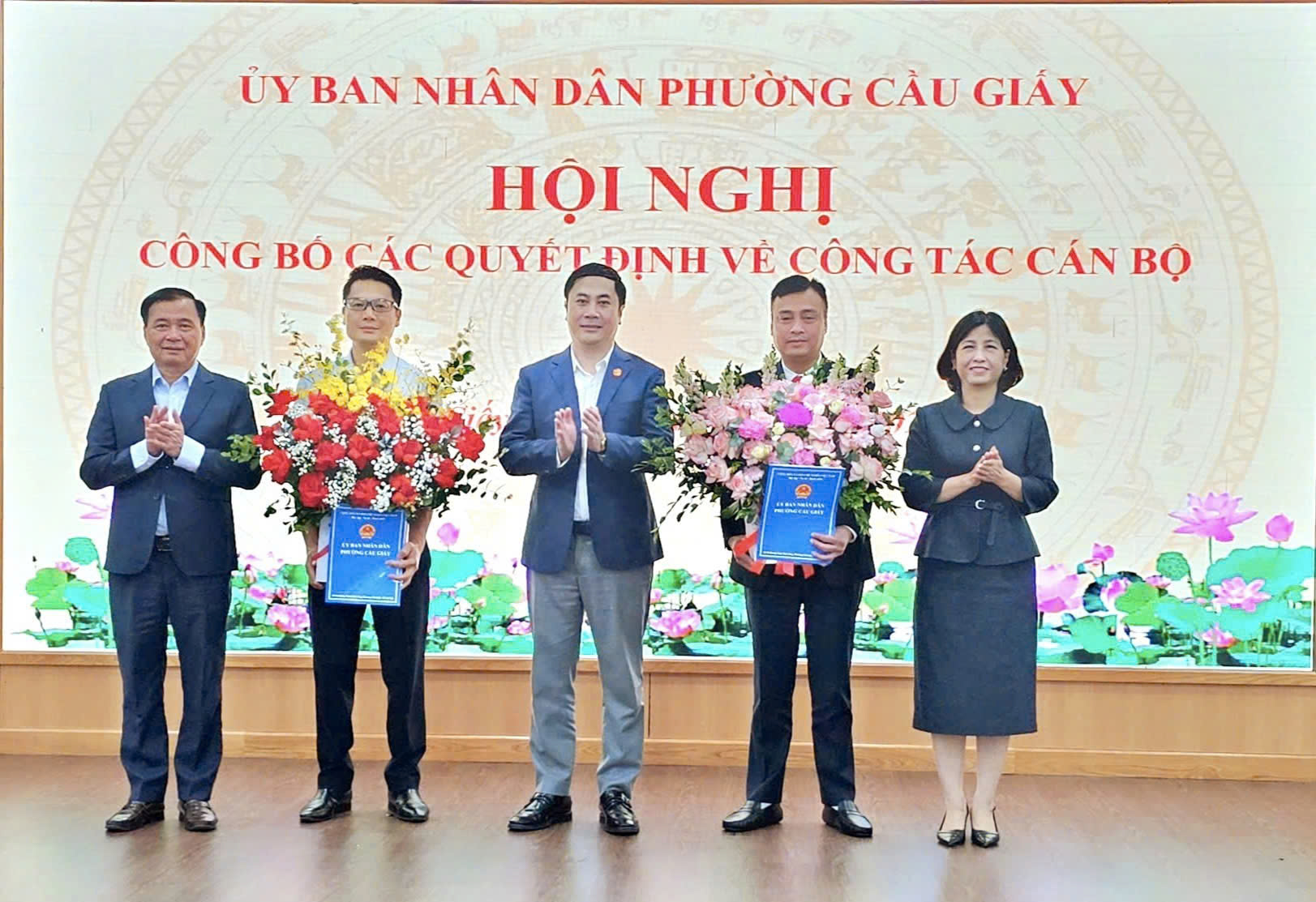 Phường Cầu Giấy công bố và trao quyết định bổ nhiệm cán bộ lãnh đạo, quản lý