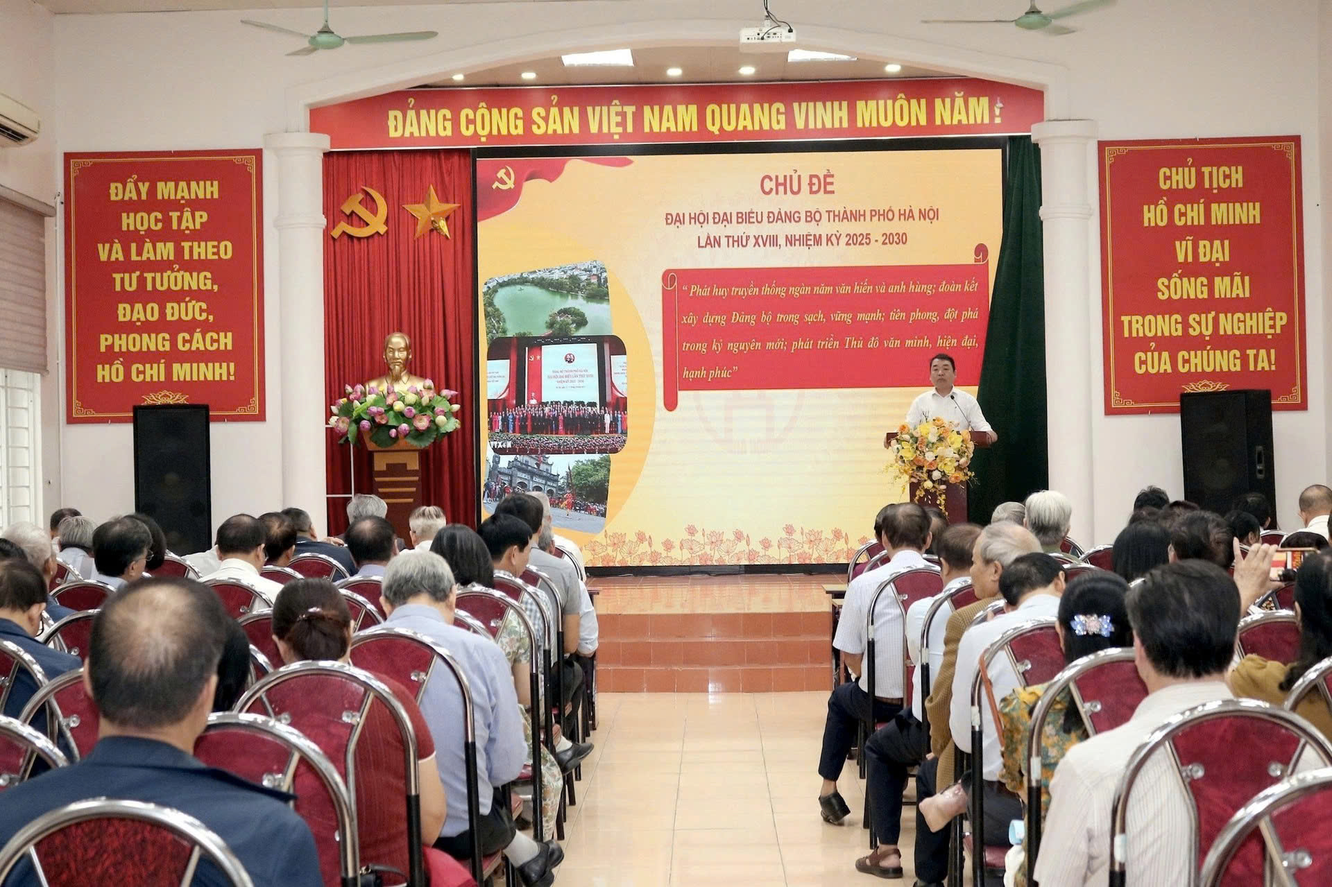 Phường Nghĩa Đô quán triệt kết quả Đại hội XVIII Đảng bộ thành phố Hà Nội, thống nhất hành động trong giai đoạn mới