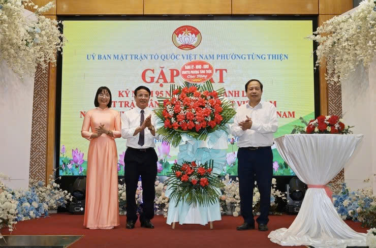 Phường Tùng Thiện phát huy truyền thống đại đoàn kết, xây dựng khối thống nhất vững mạnh từ cơ sở
