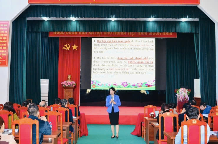 Phường Tùng Thiện nâng cao chất lượng công tác Đảng trong bối cảnh chuyển đổi số