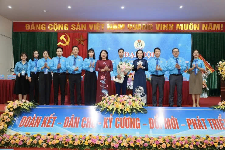 Công đoàn phường Tùng Thiện tổ chức Đại hội lần thứ I, xác định định hướng đổi mới hoạt động nhiệm kỳ 2025 - 2030