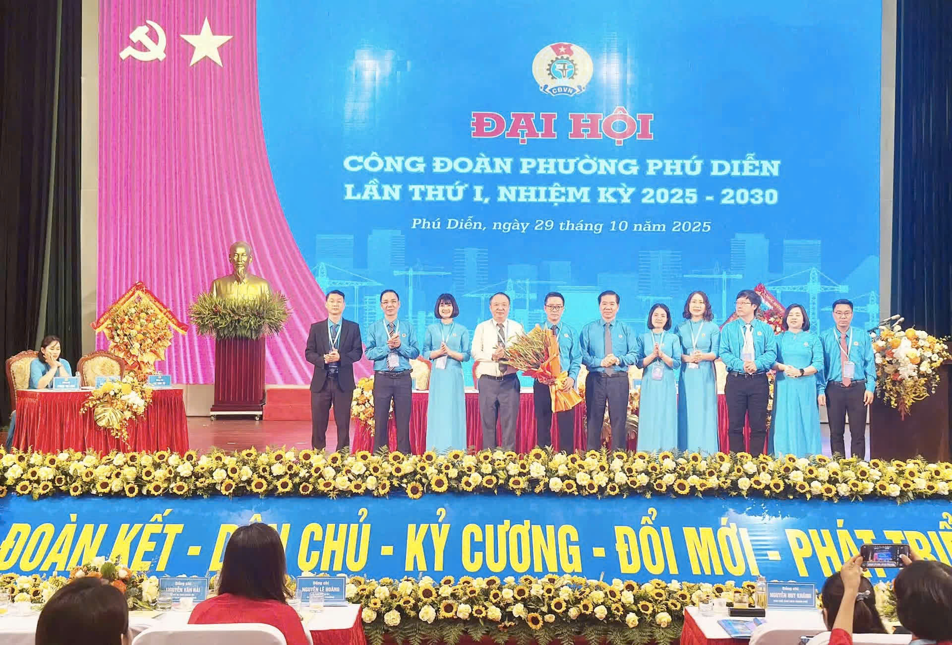 Đại hội Công đoàn phường Phú Diễn lần thứ I khẳng định vai trò nòng cốt của tổ chức Công đoàn trong giai đoạn mới