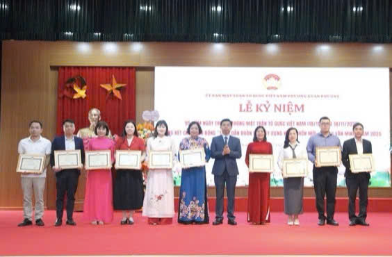 Phường Xuân Phương tổ chức Lễ kỷ niệm 95 năm Ngày truyền thống Mặt trận Tổ quốc Việt Nam